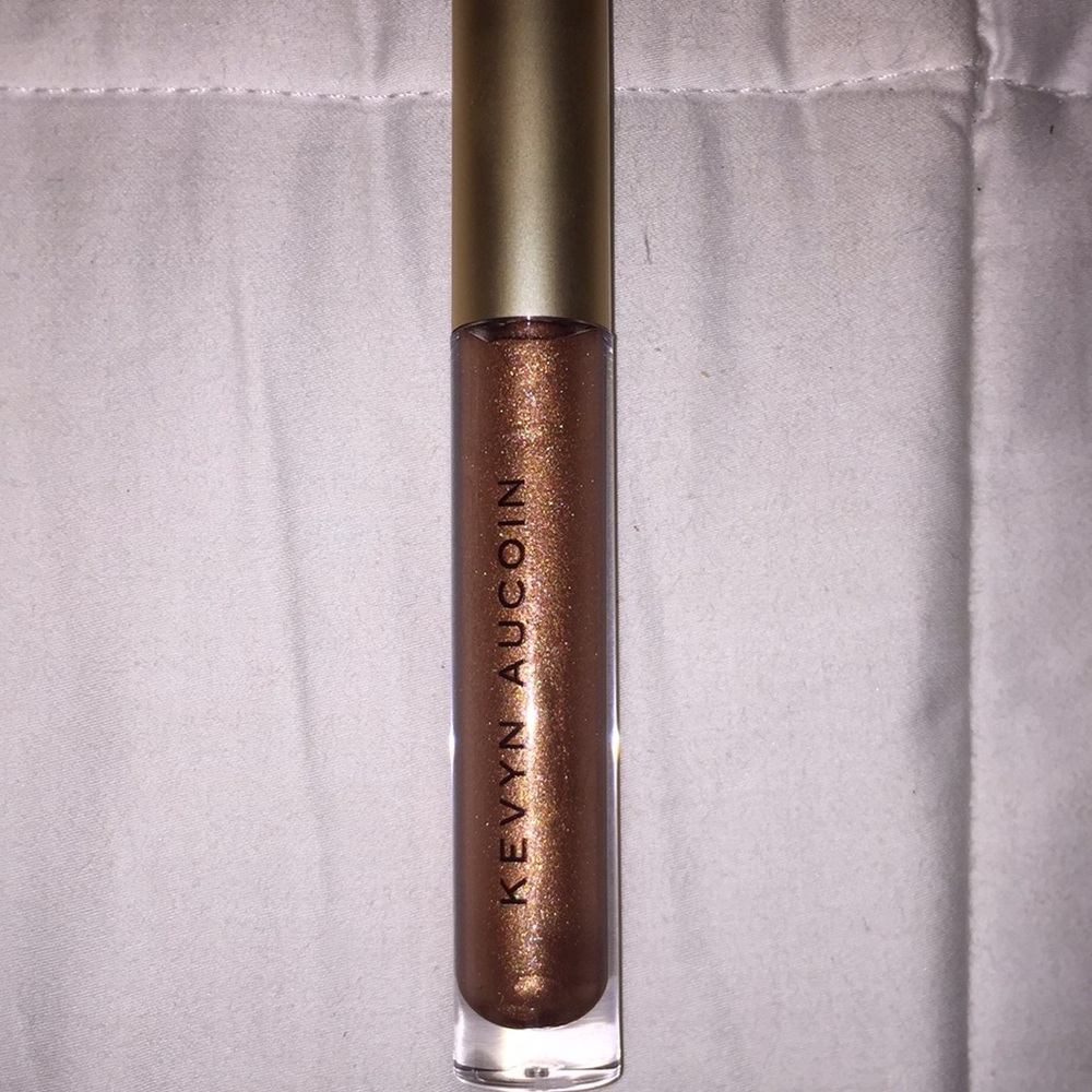 Kevin Aucoin Molten lipstick